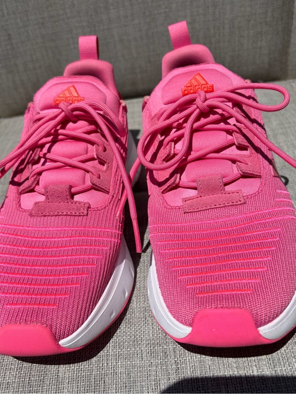 Adidas - Size 7 - Picture 3 of 6